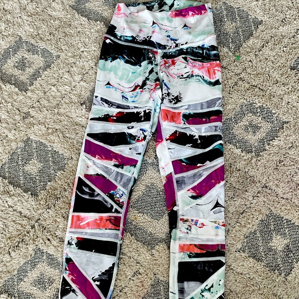 Lululemon 4